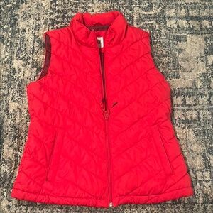 Gap red puffer vest